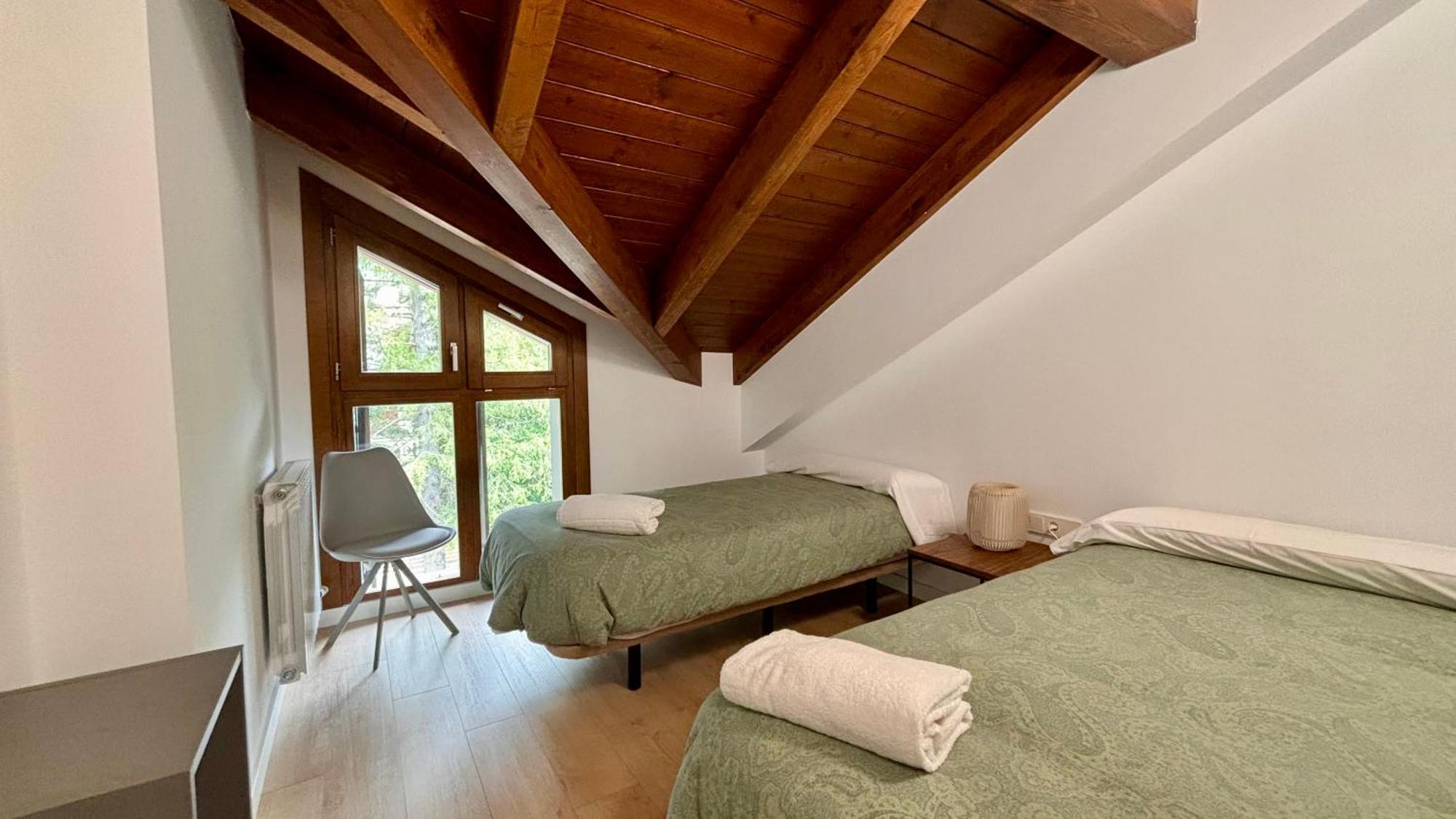 Bpirineos-Pico Cerler Appartement Benasque Buitenkant foto